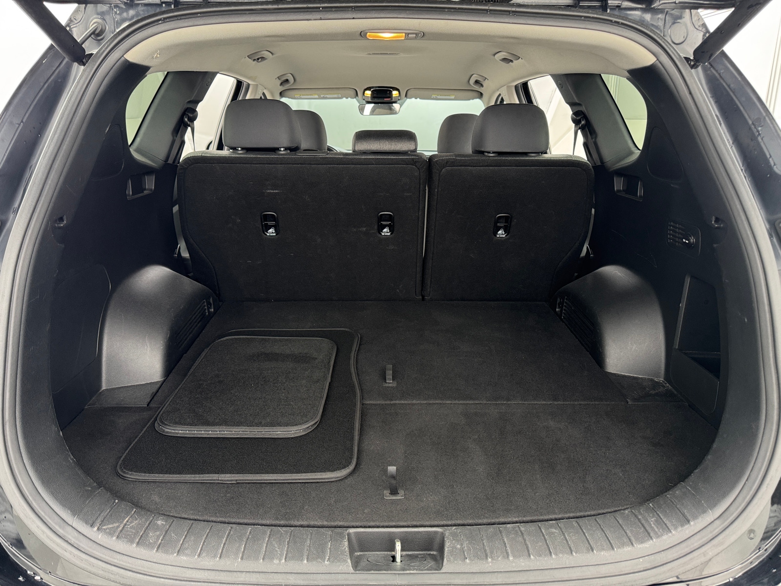 Thumbnail: 2023 Hyundai Santa Fe - 7