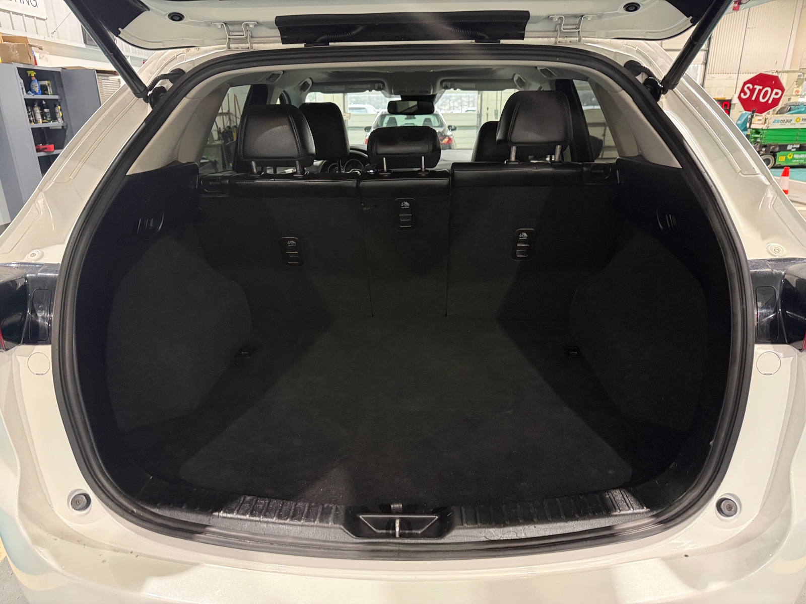 Thumbnail: 2018 Mazda CX-5 - 6