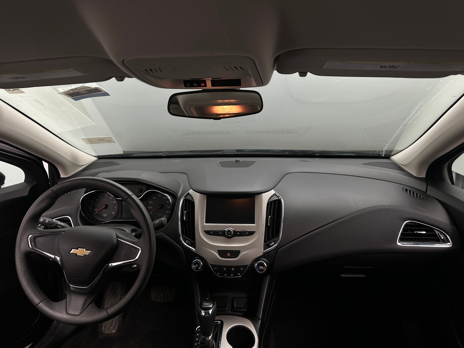 Thumbnail: 2017 Chevrolet Cruze - 3