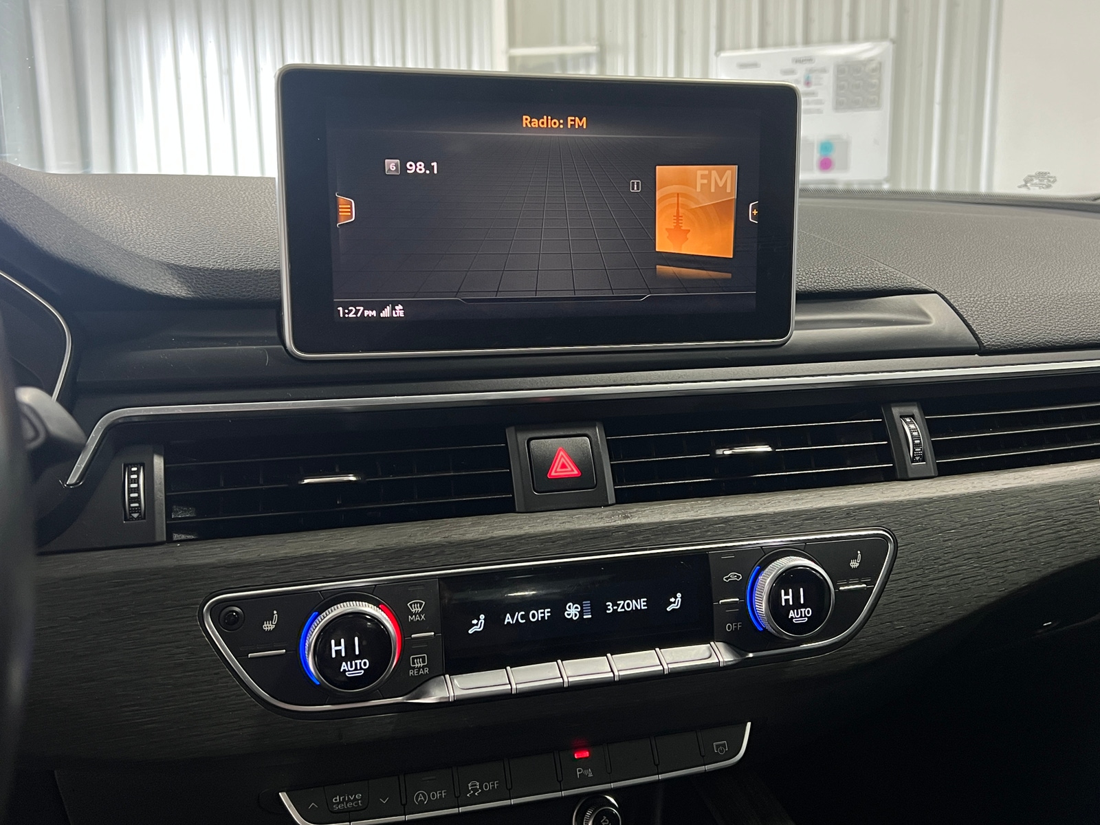 Thumbnail: 2019 Audi A4 - 3