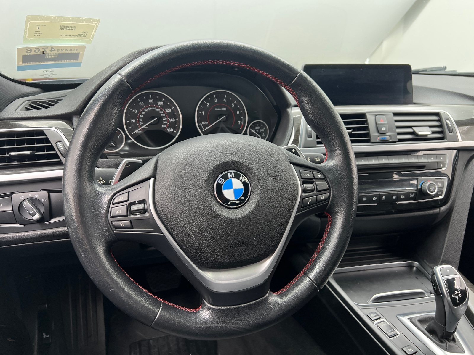 Thumbnail: 2016 BMW 3 Series - 4