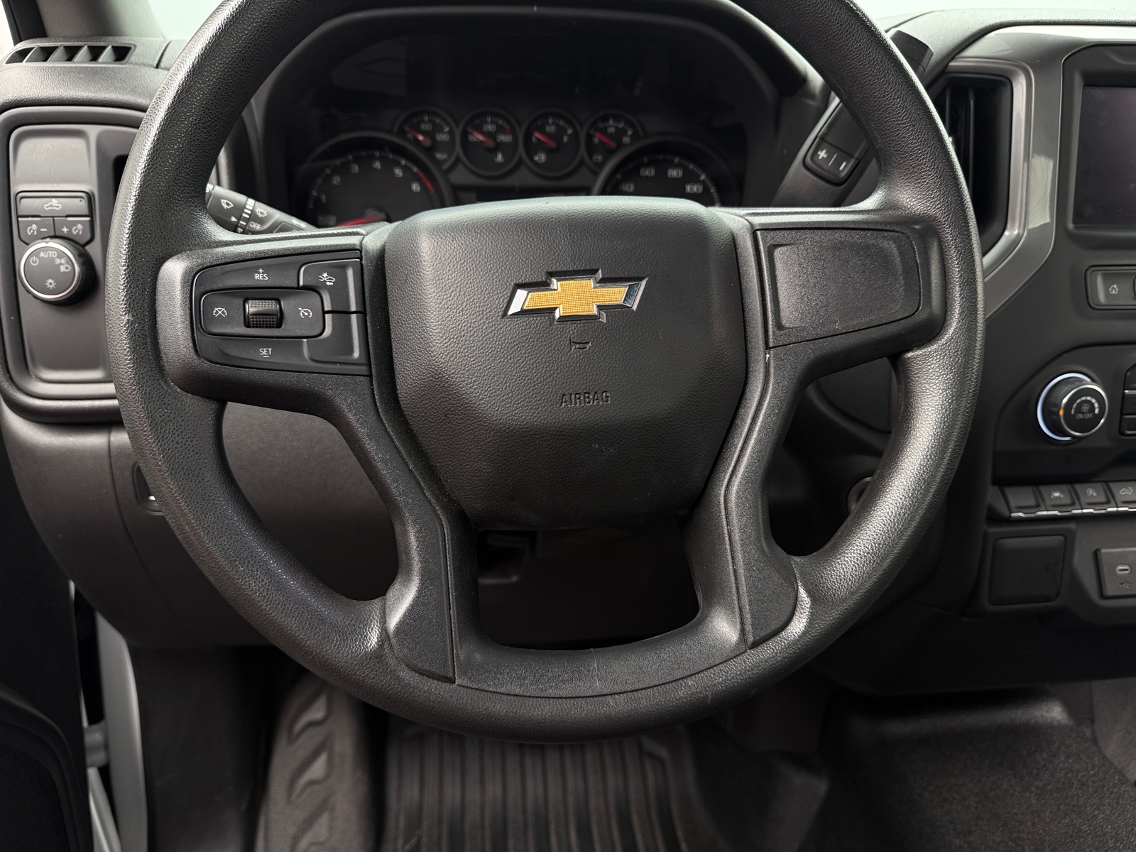 Thumbnail: 2023 Chevrolet Silverado 1500 - 5