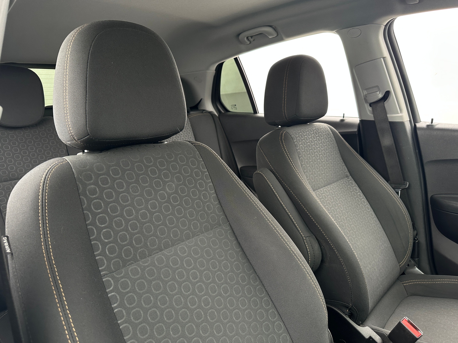 Thumbnail: 2019 Chevrolet Trax - 2