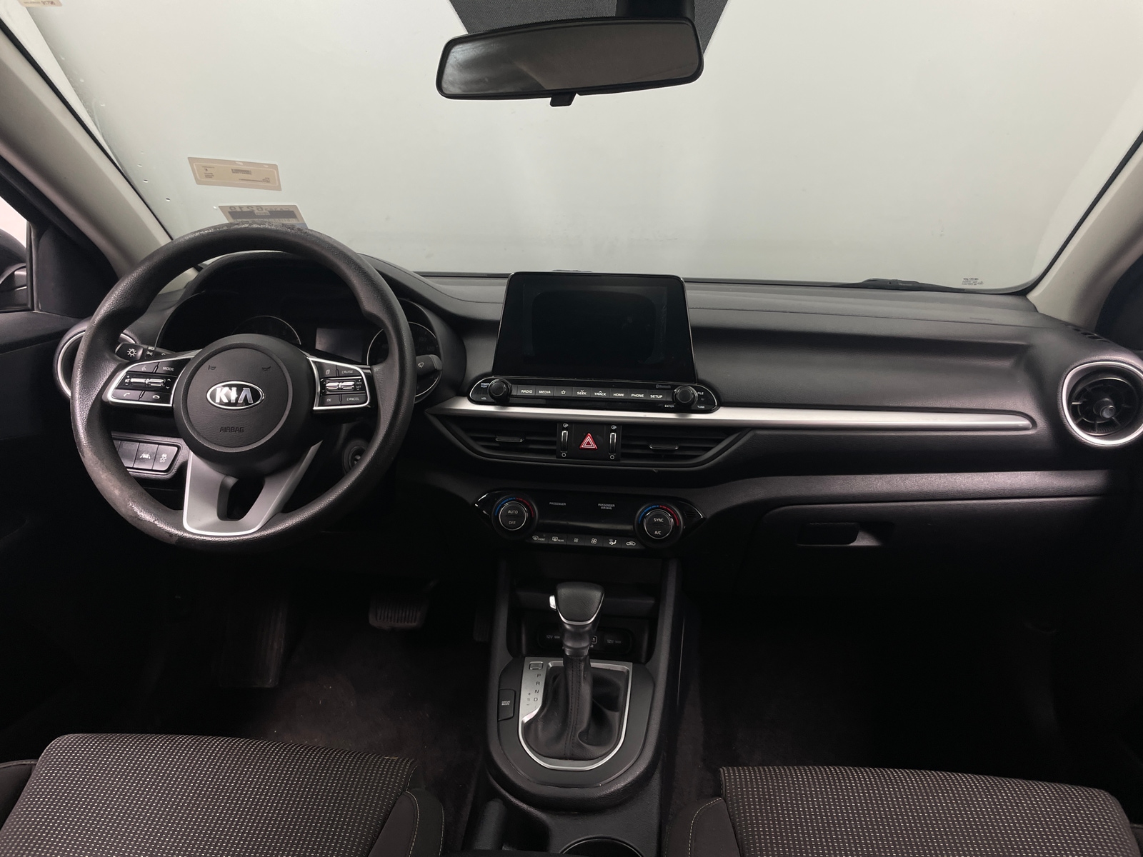 Thumbnail: 2019 Kia Forte - 3