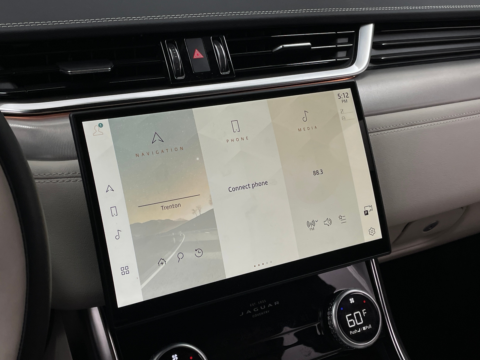 Thumbnail: 2024 Jaguar XF - 3