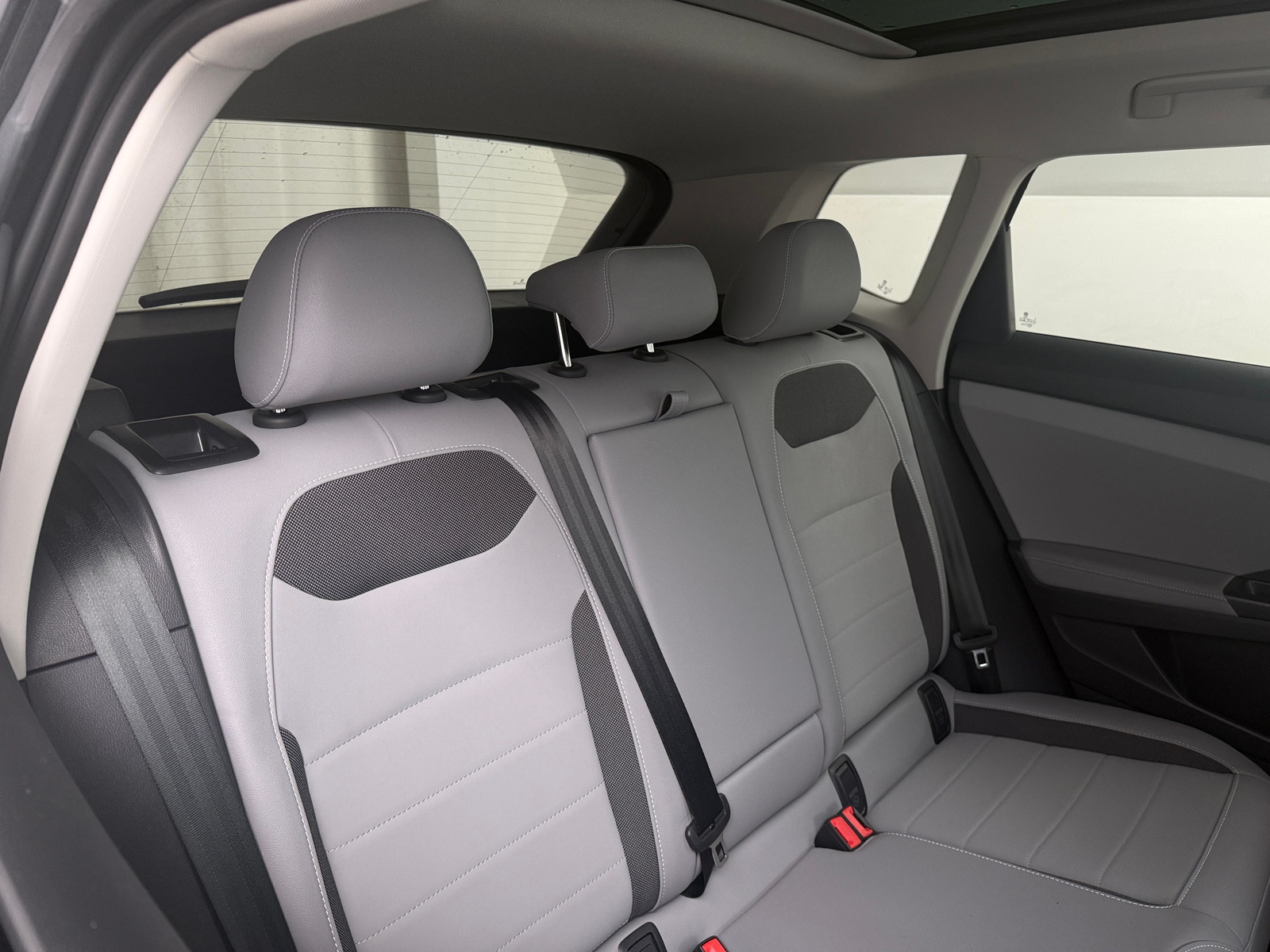 Thumbnail: 2024 Volkswagen Taos - 5