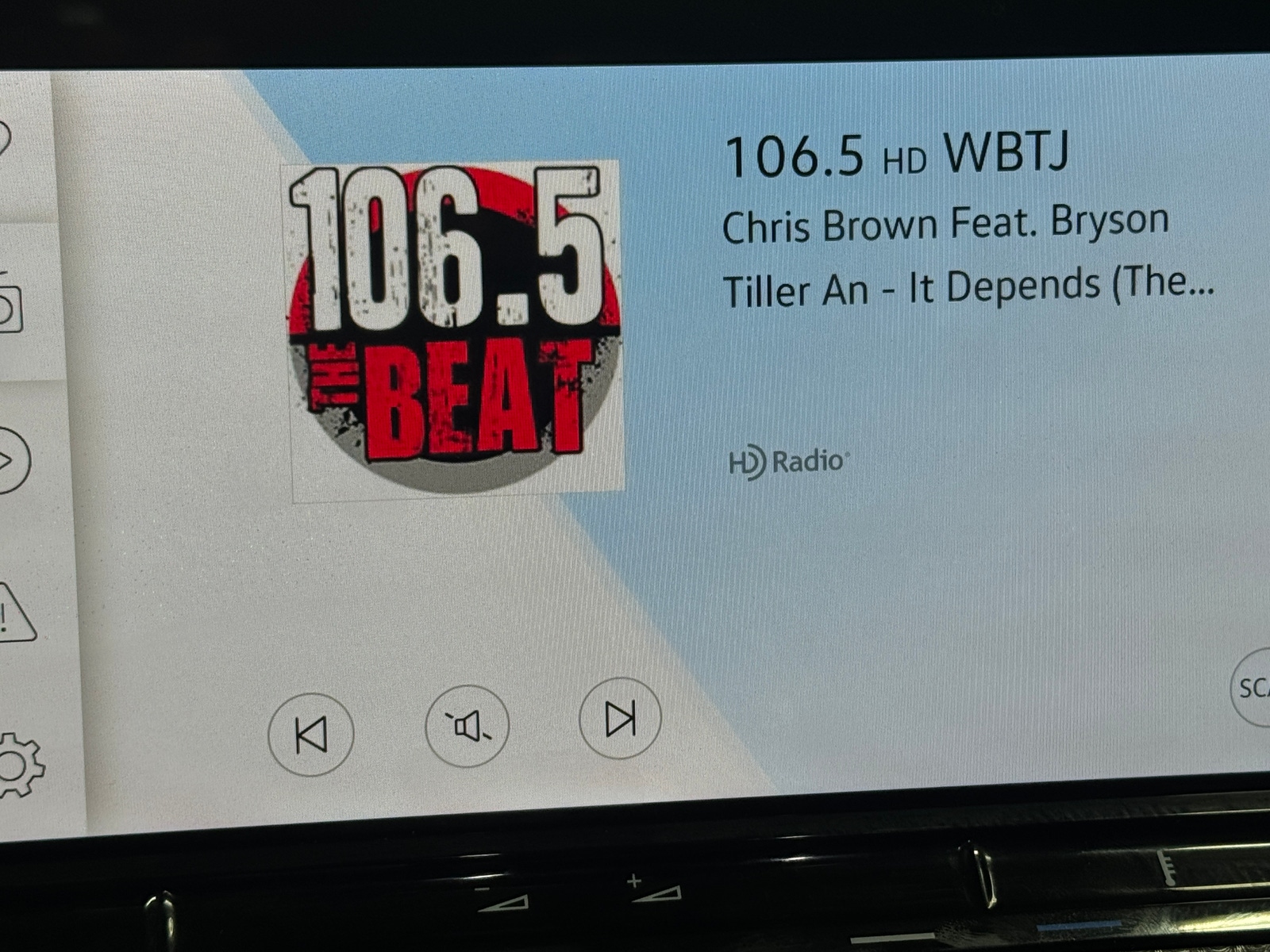 Thumbnail: 2024 Volkswagen Golf - 3