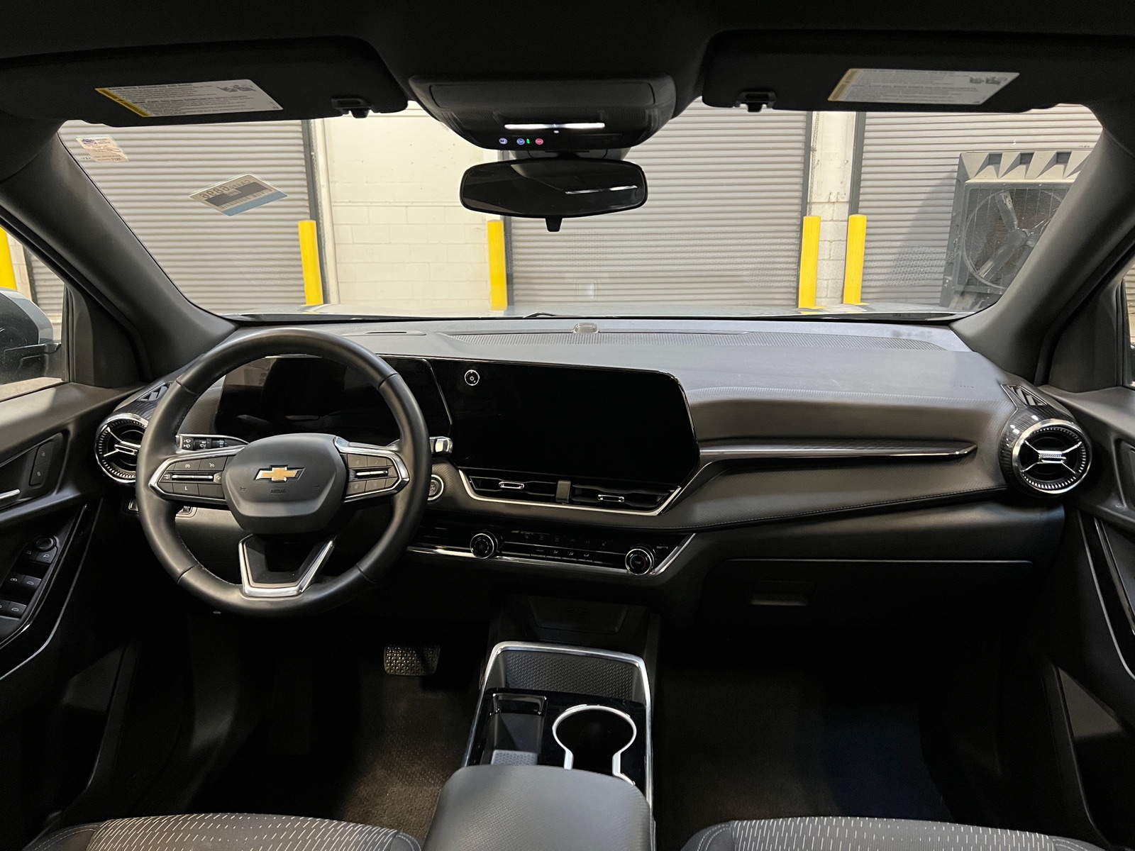 Thumbnail: 2025 Chevrolet Equinox - 3