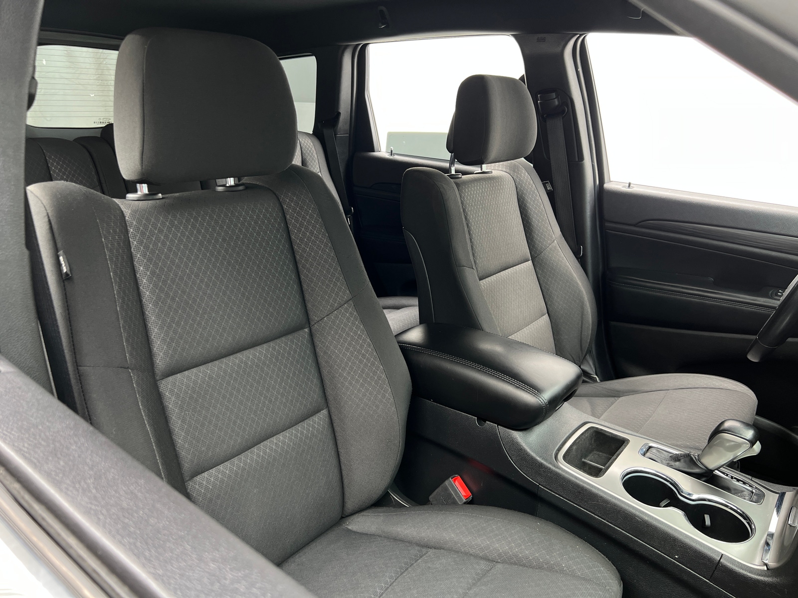 Thumbnail: 2020 Jeep Grand Cherokee - 2