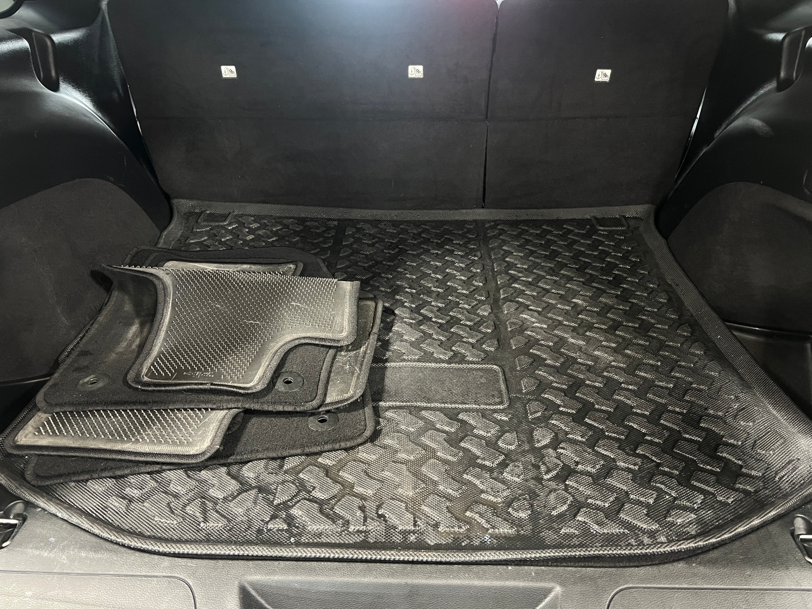 Thumbnail: 2020 Jeep Grand Cherokee - 7