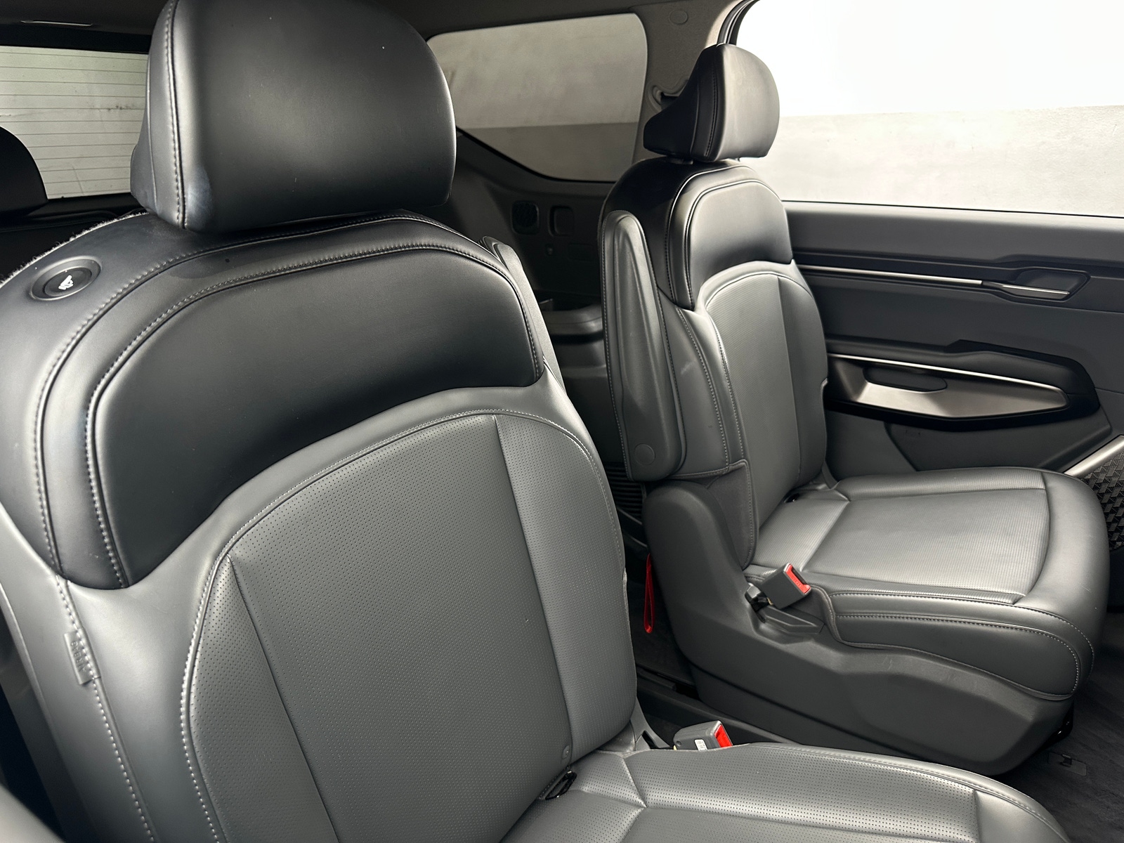 Thumbnail: 2024 Kia EV9 - 5