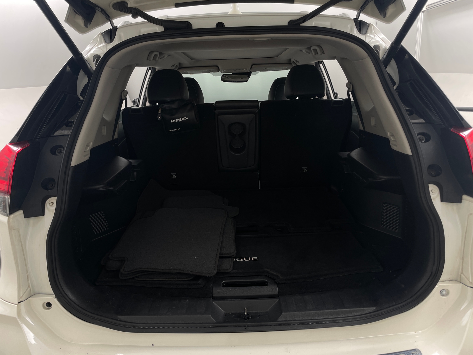 Thumbnail: 2018 Nissan Rogue - 6