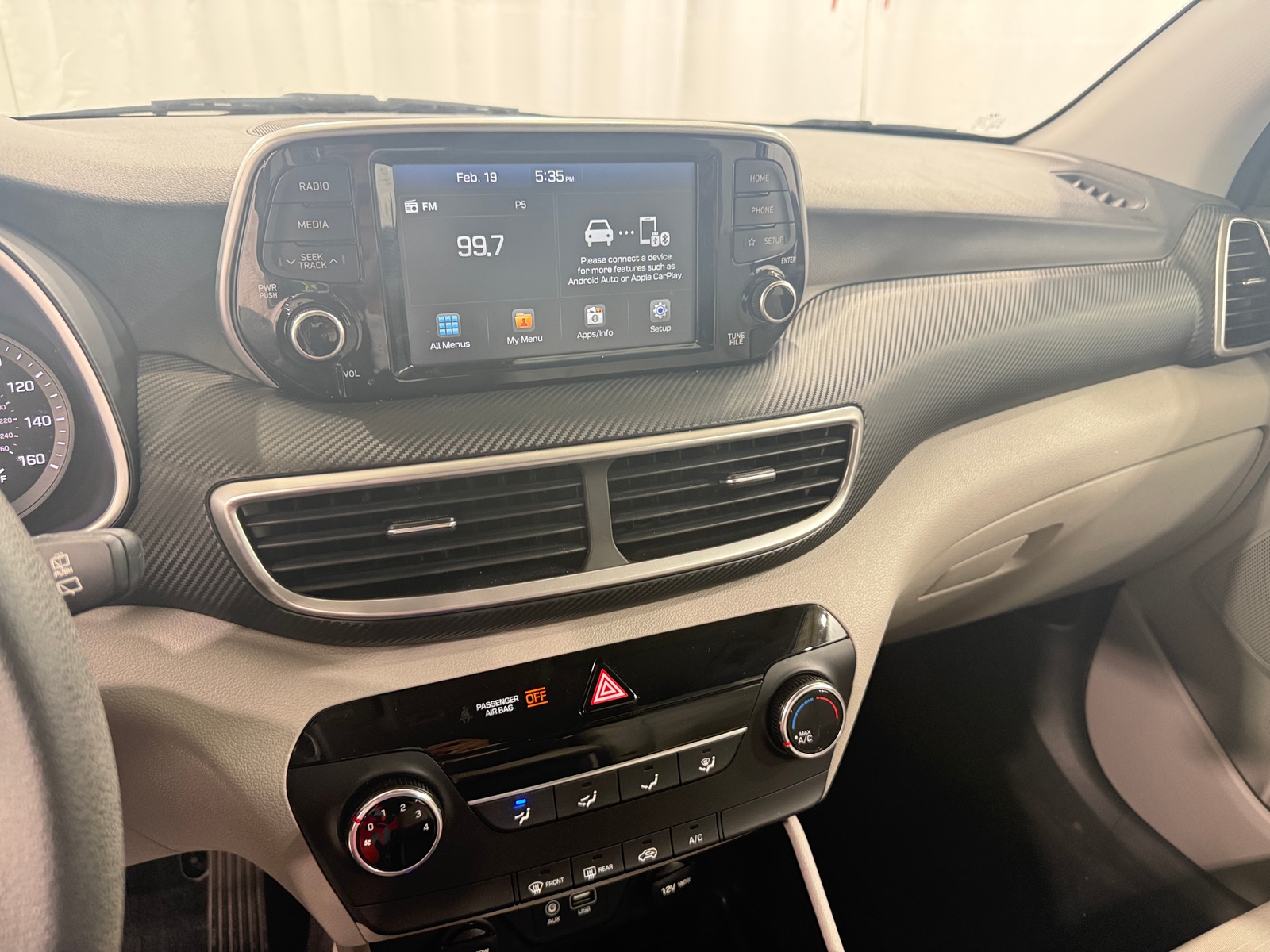 Thumbnail: 2019 Hyundai Tucson - 4