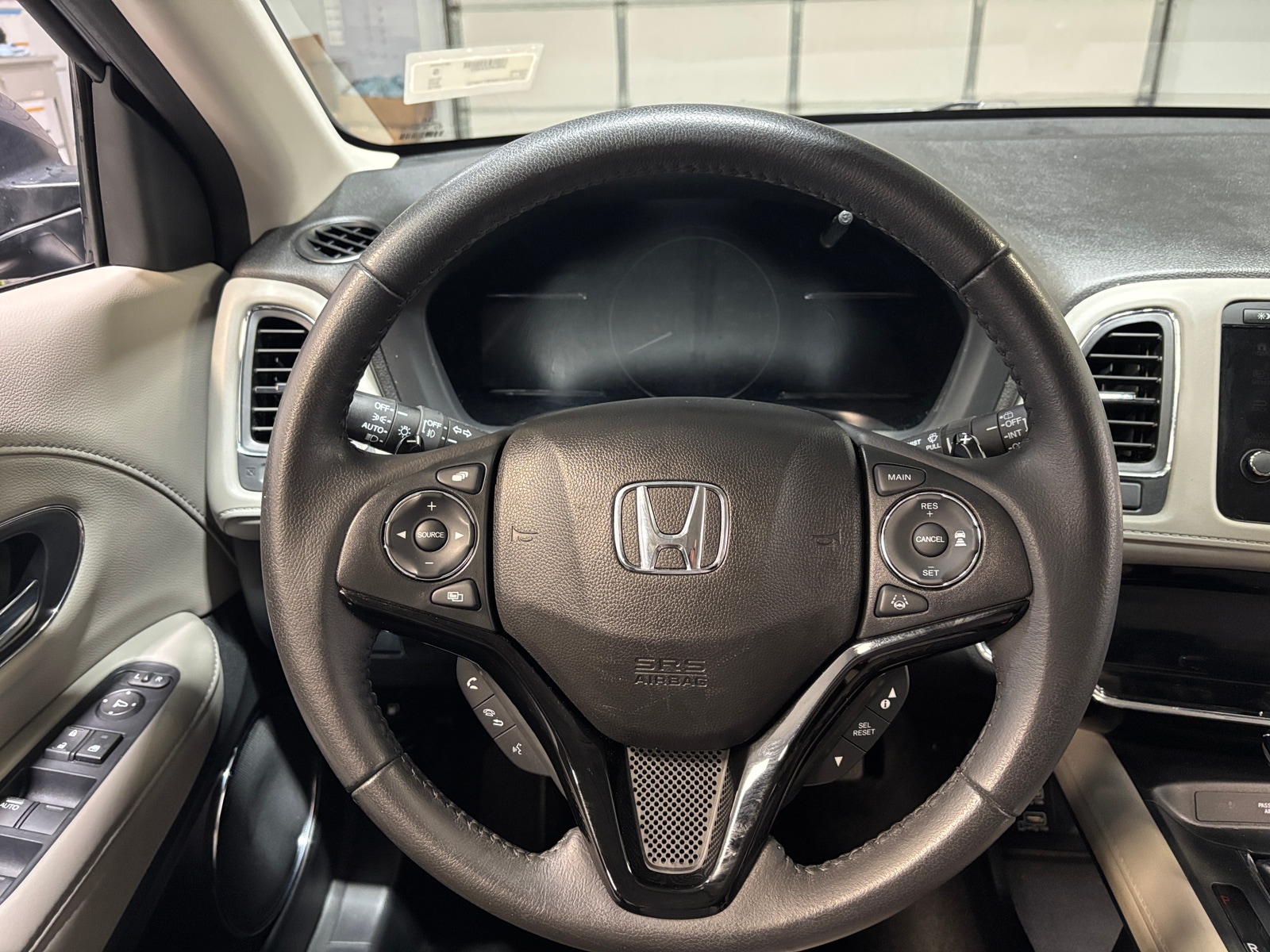 Thumbnail: 2019 Honda HR-V - 4