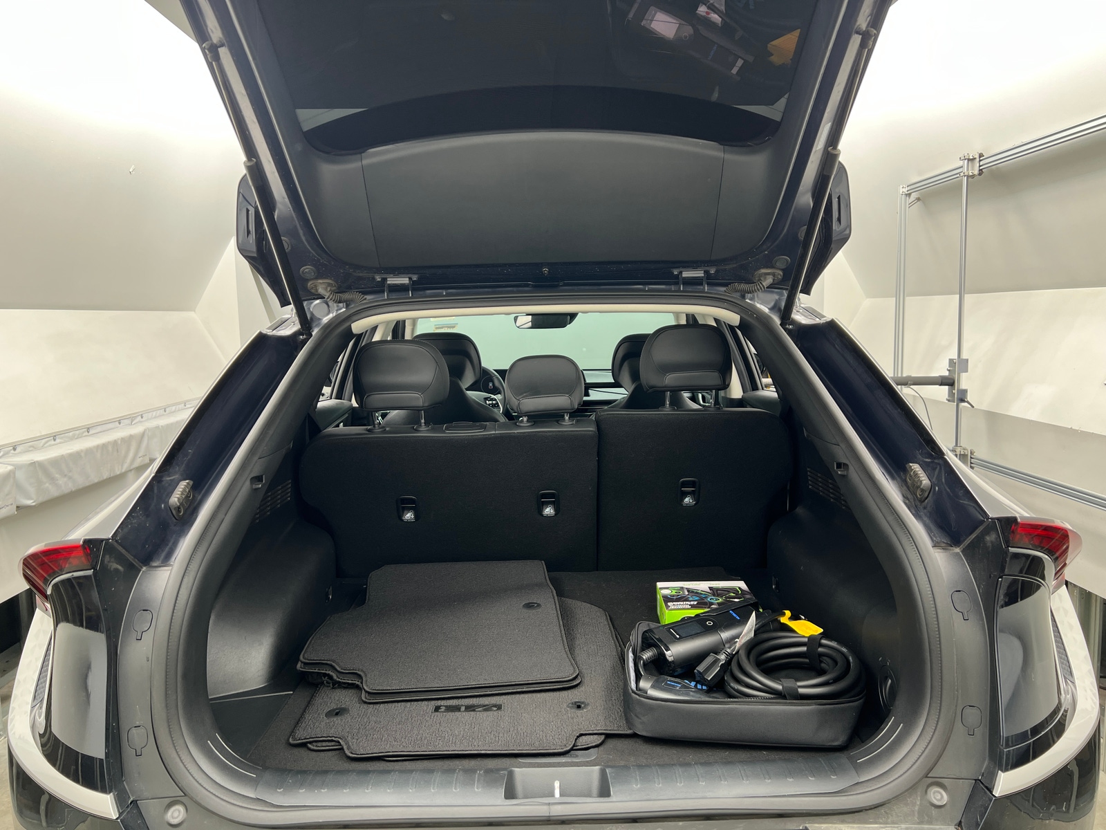 Thumbnail: 2024 Kia EV6 - 7