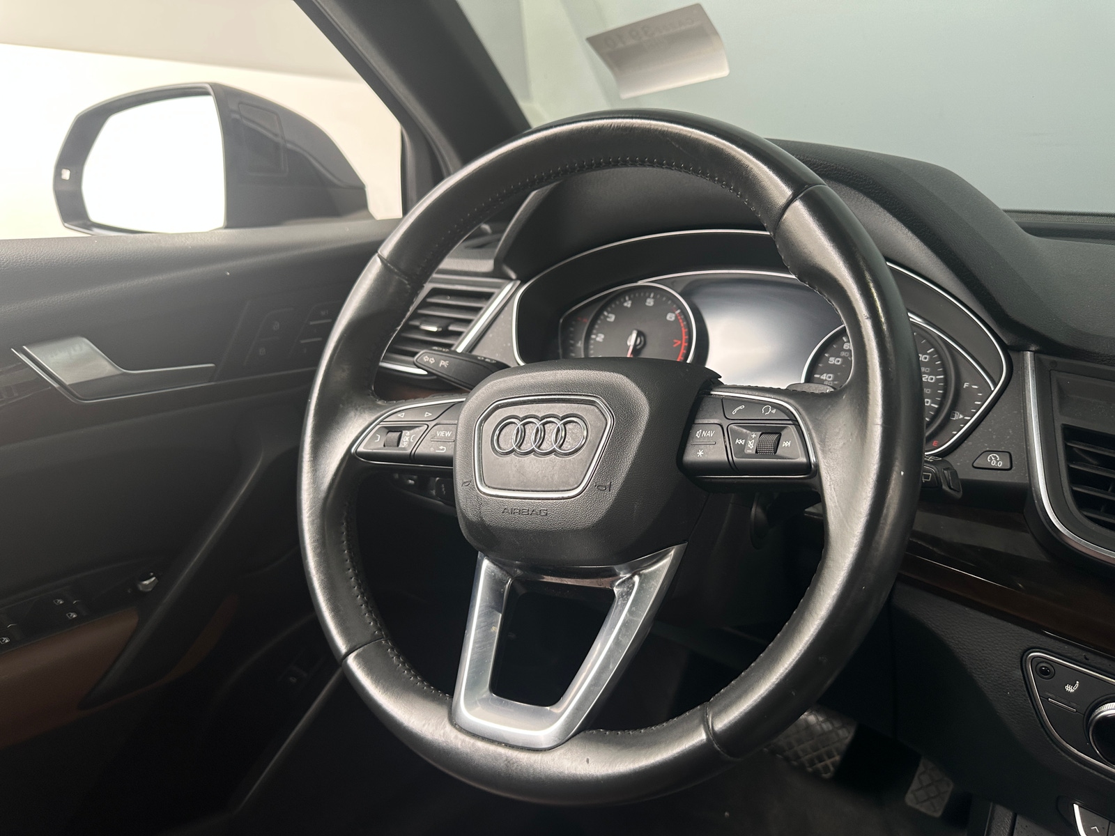 Thumbnail: 2020 Audi Q5 - 4