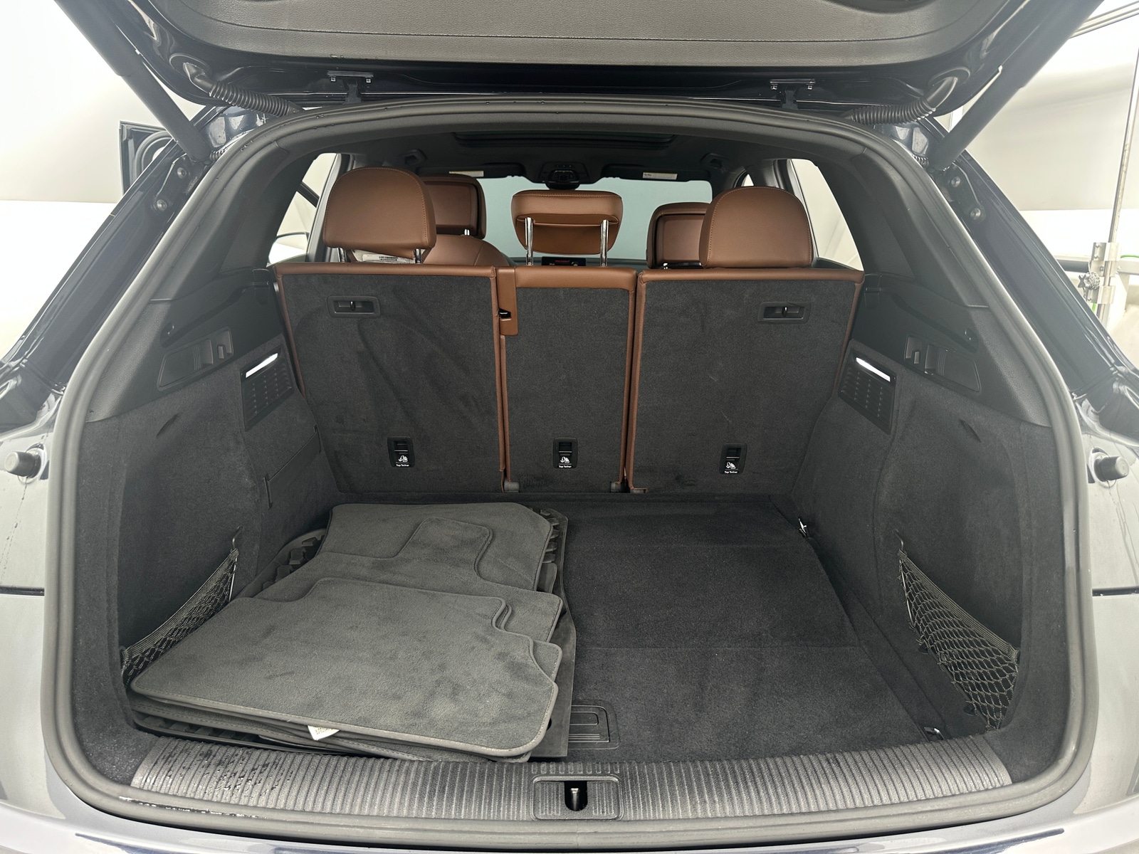 Thumbnail: 2020 Audi Q5 - 6