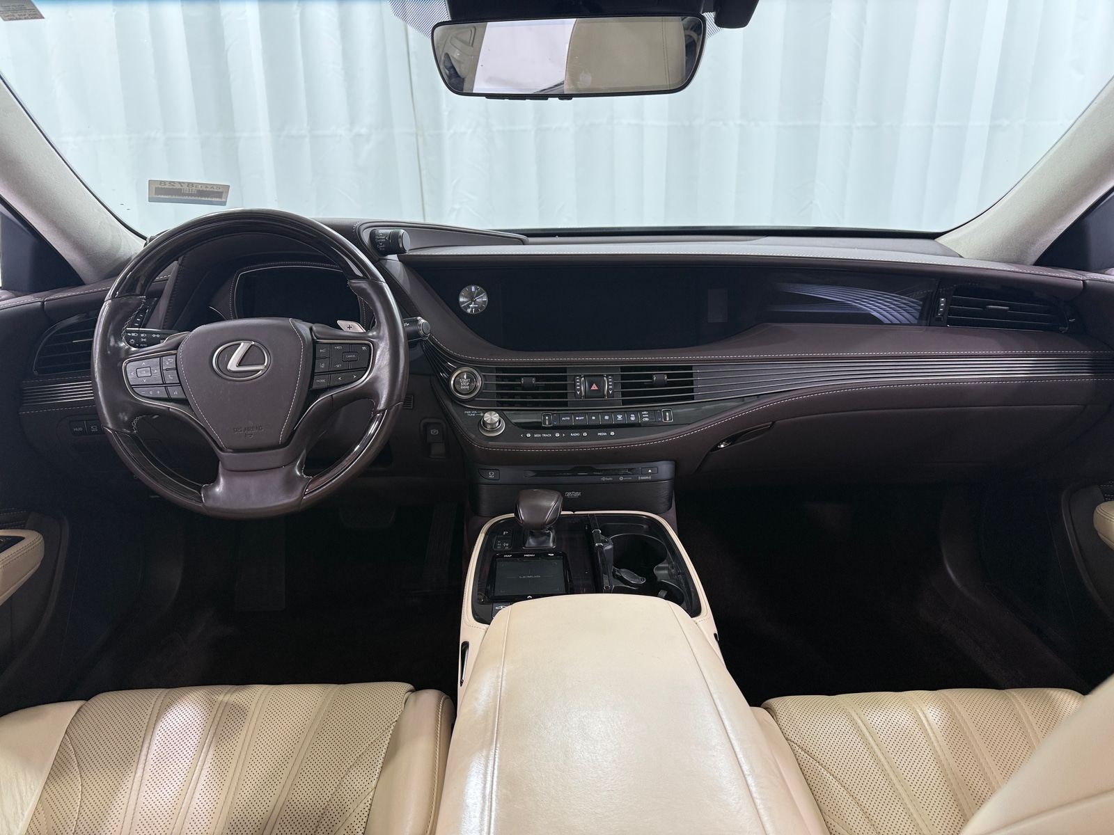 Thumbnail: 2018 Lexus LS - 2