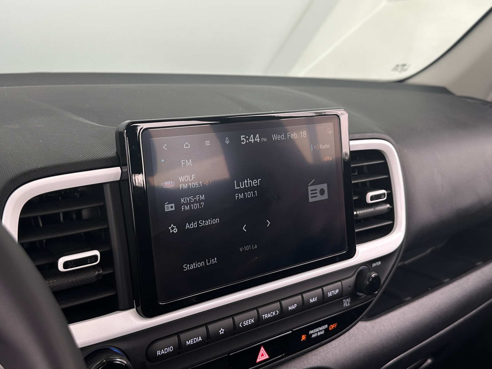 Thumbnail: 2024 Hyundai Venue - 4