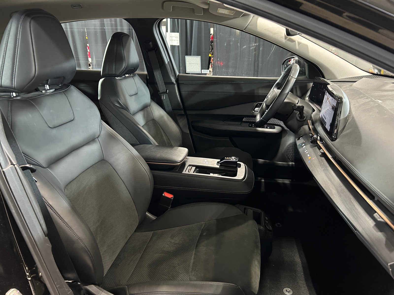 Thumbnail: 2023 Nissan Ariya - 2