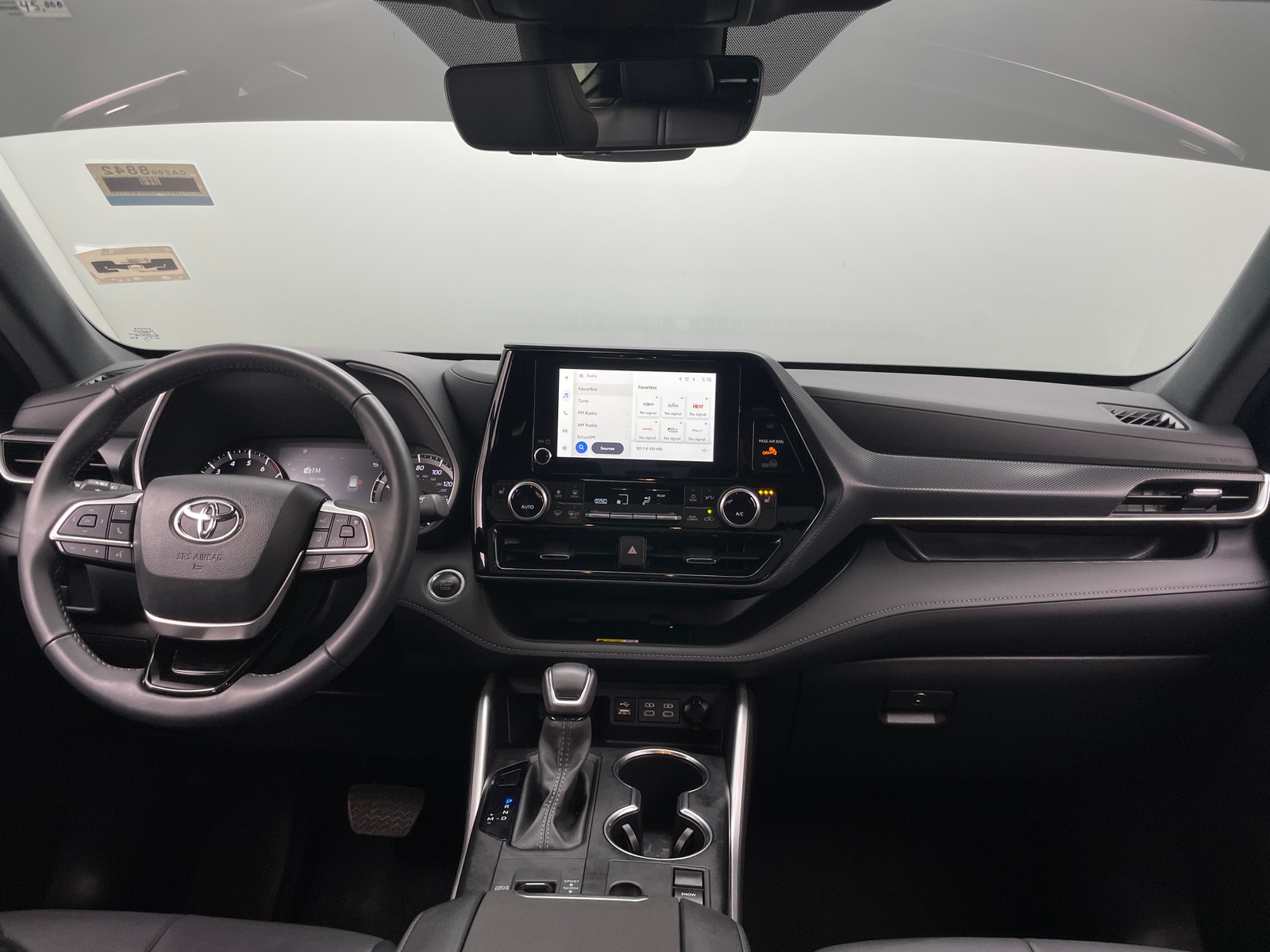 Thumbnail: 2024 Toyota Highlander - 3