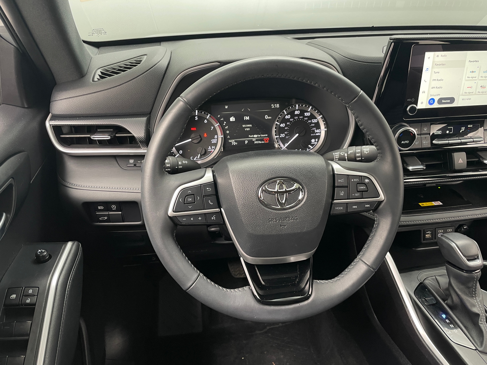 Thumbnail: 2024 Toyota Highlander - 5