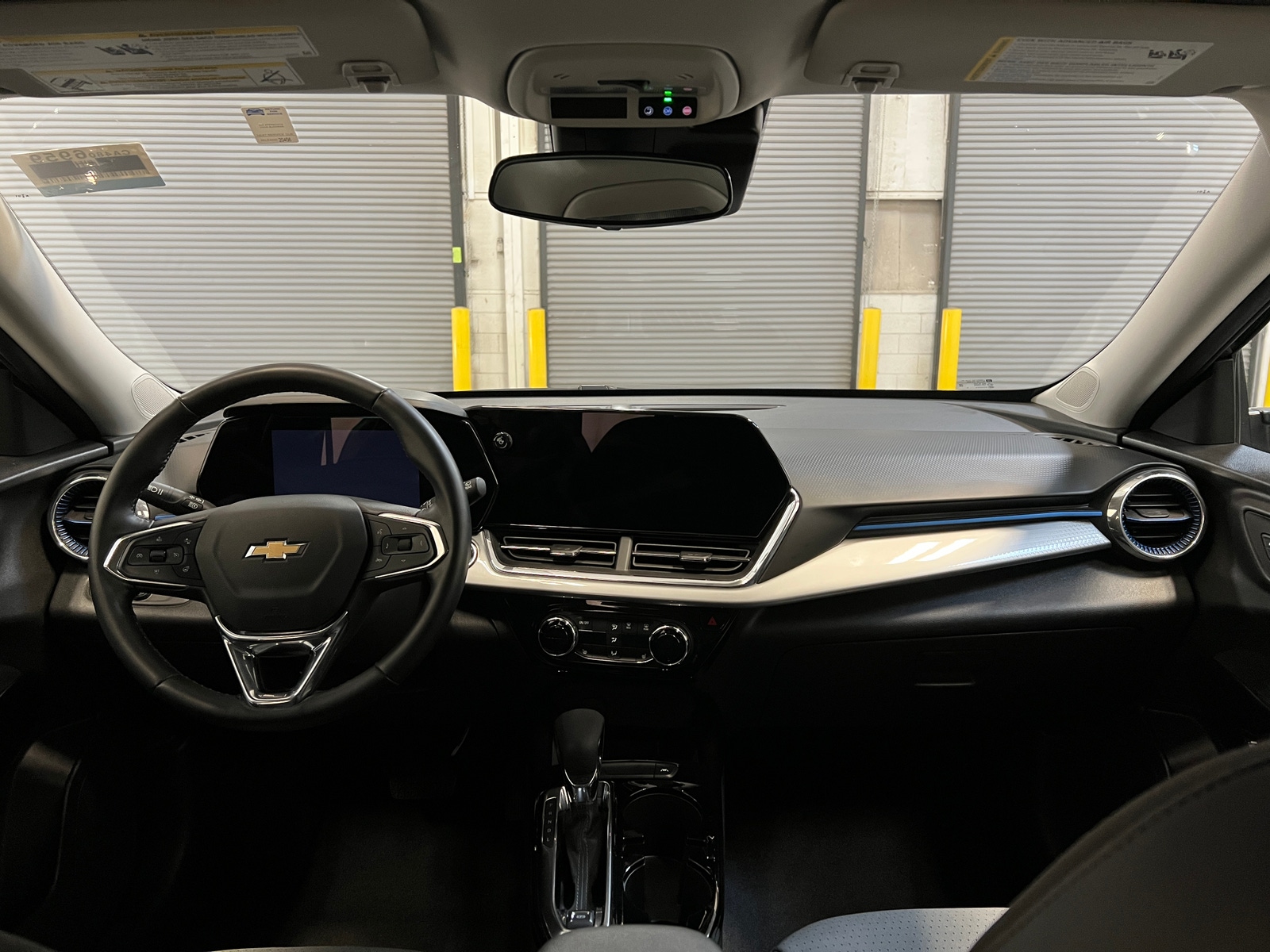 Thumbnail: 2025 Chevrolet Trax - 3