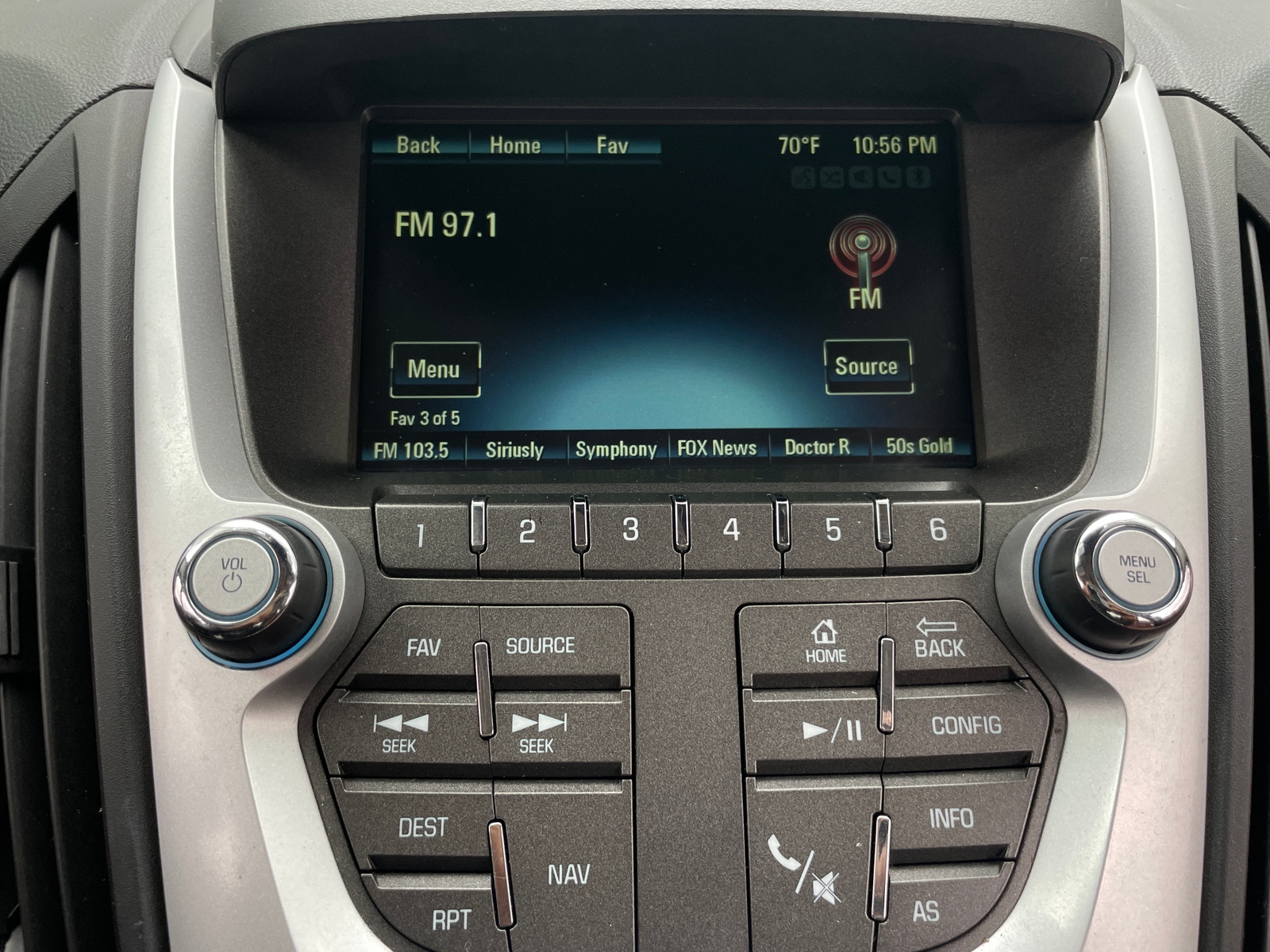 Thumbnail: 2017 Chevrolet Equinox - 3