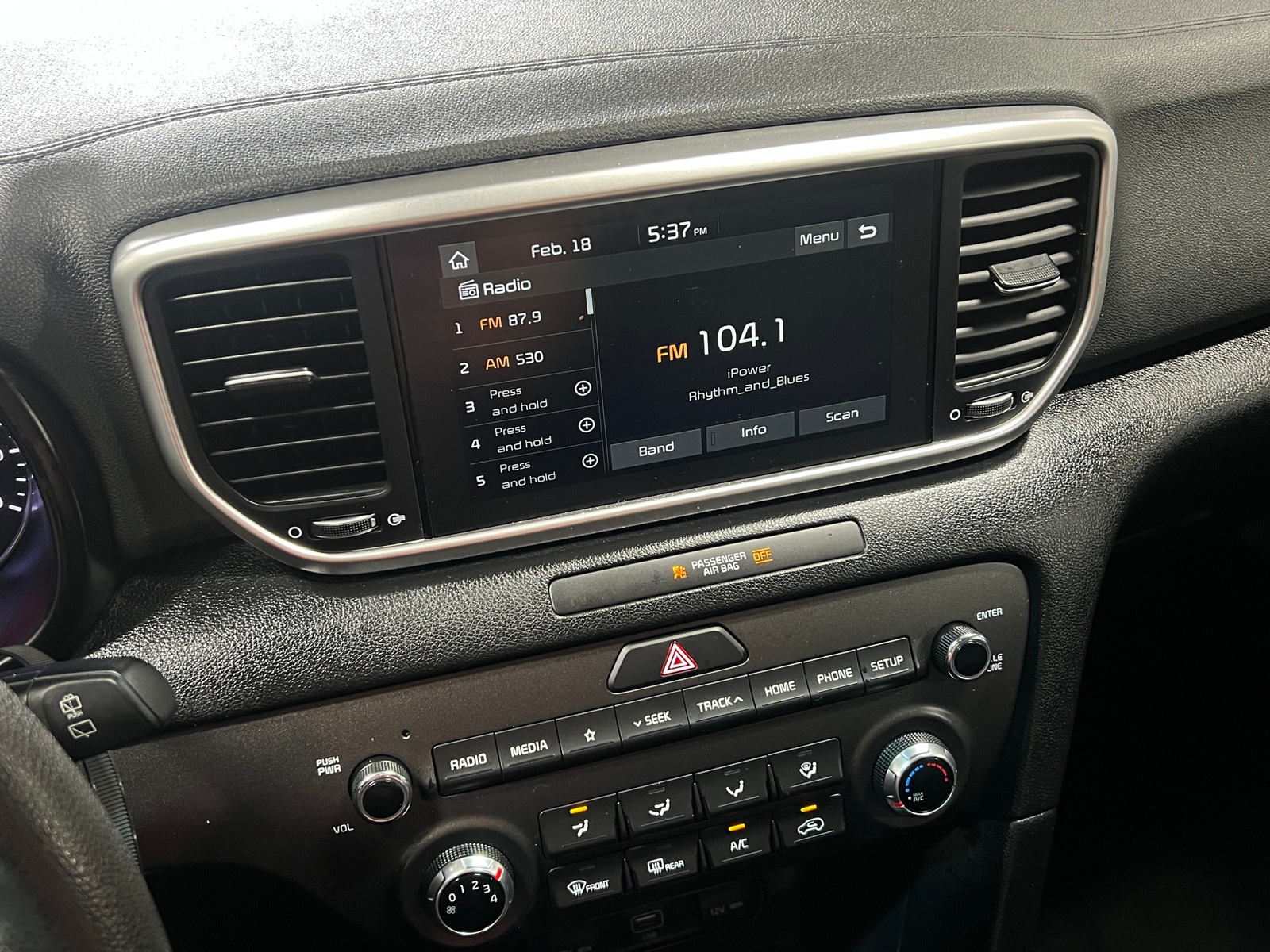 Thumbnail: 2022 Kia Sportage - 4