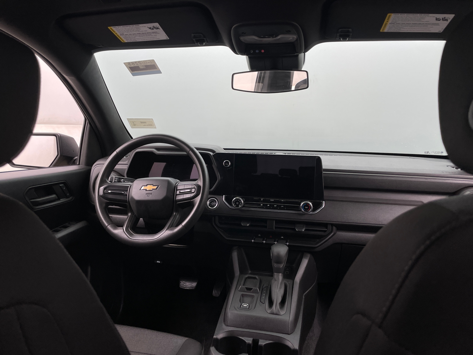 Thumbnail: 2024 Chevrolet Colorado - 3