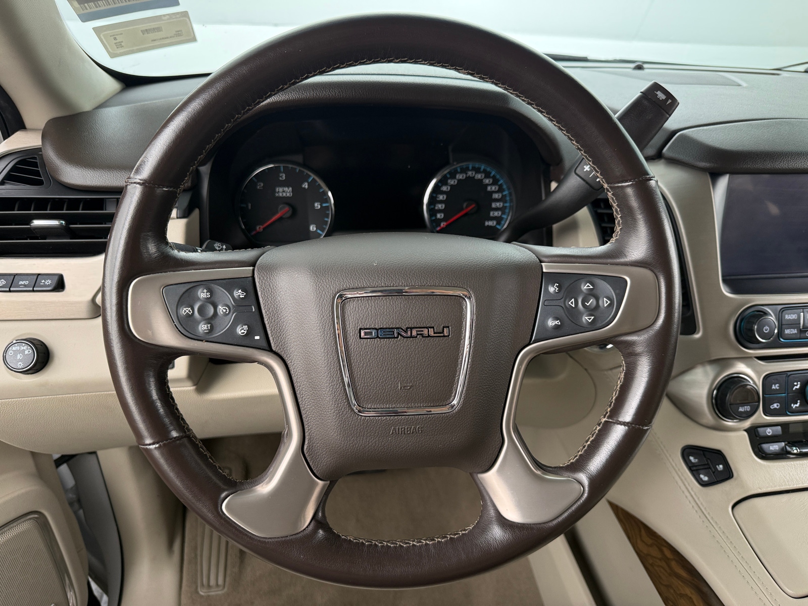 Thumbnail: 2019 GMC Yukon - 4