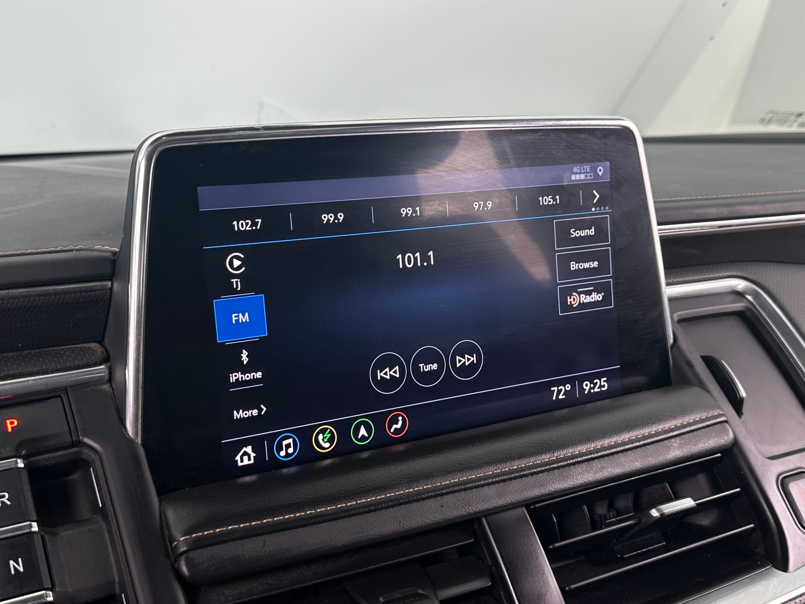 Thumbnail: 2021 GMC Yukon - 3