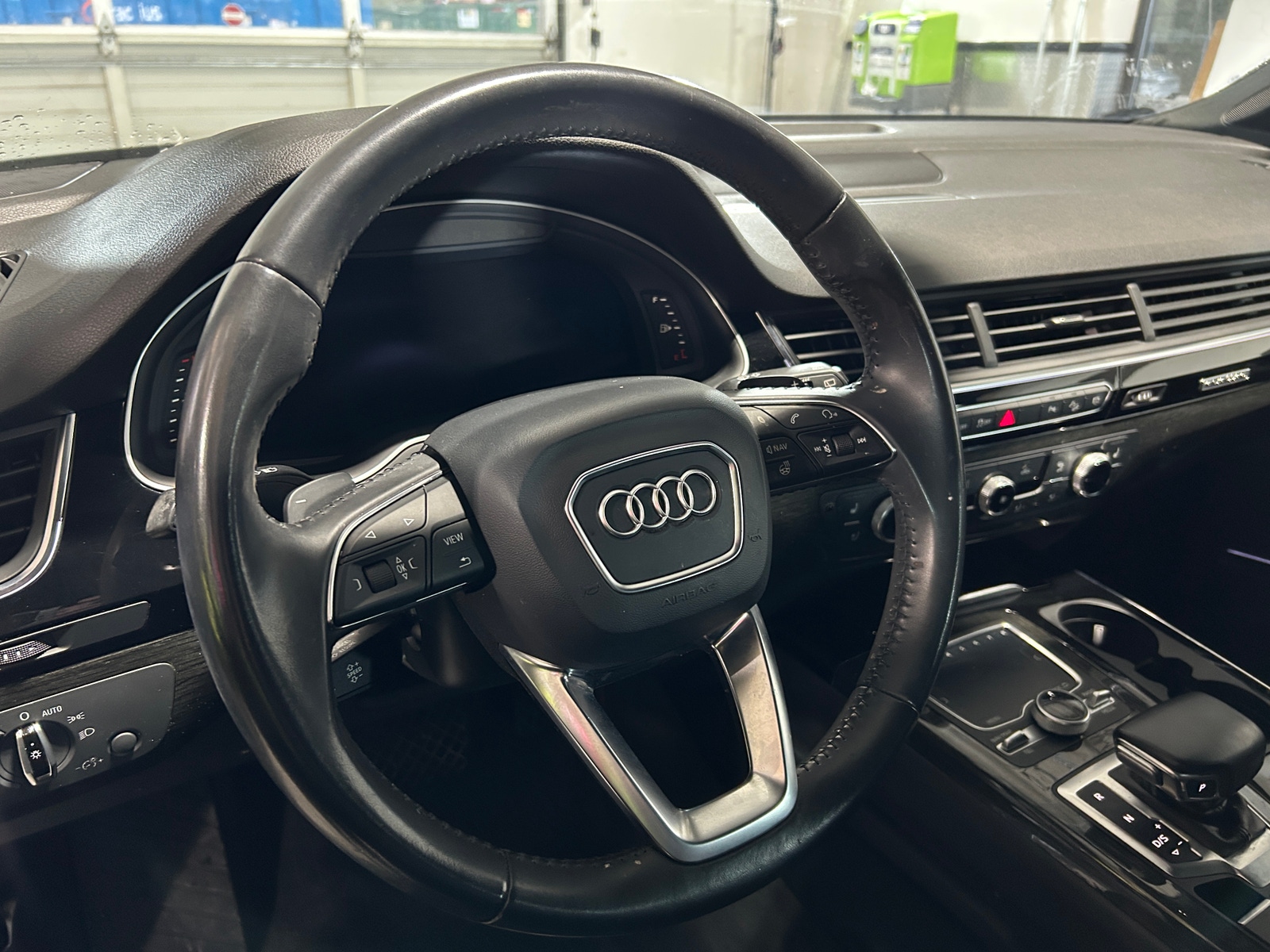 Thumbnail: 2018 Audi Q7 - 4