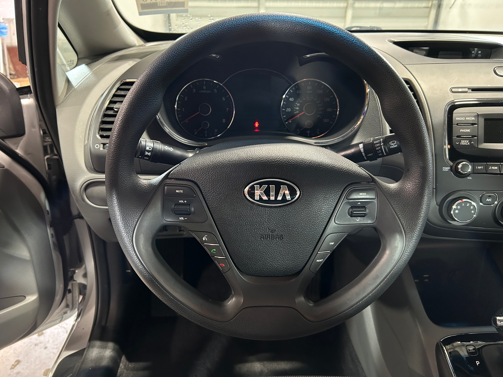 Thumbnail: 2017 Kia Forte - 5