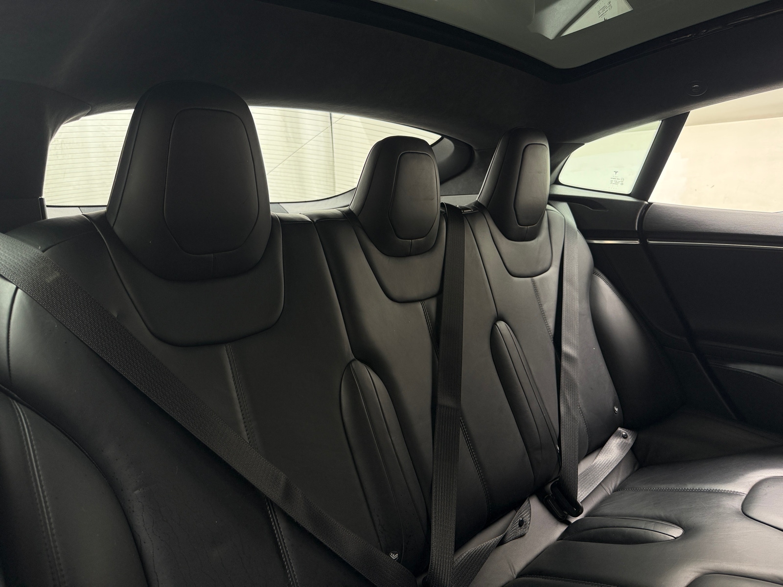 Thumbnail: 2015 Tesla Model S - 5