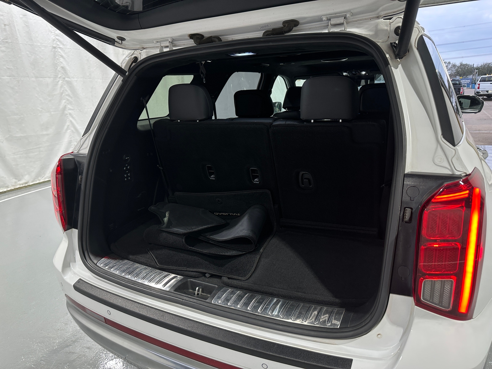 Thumbnail: 2023 Hyundai Palisade - 6