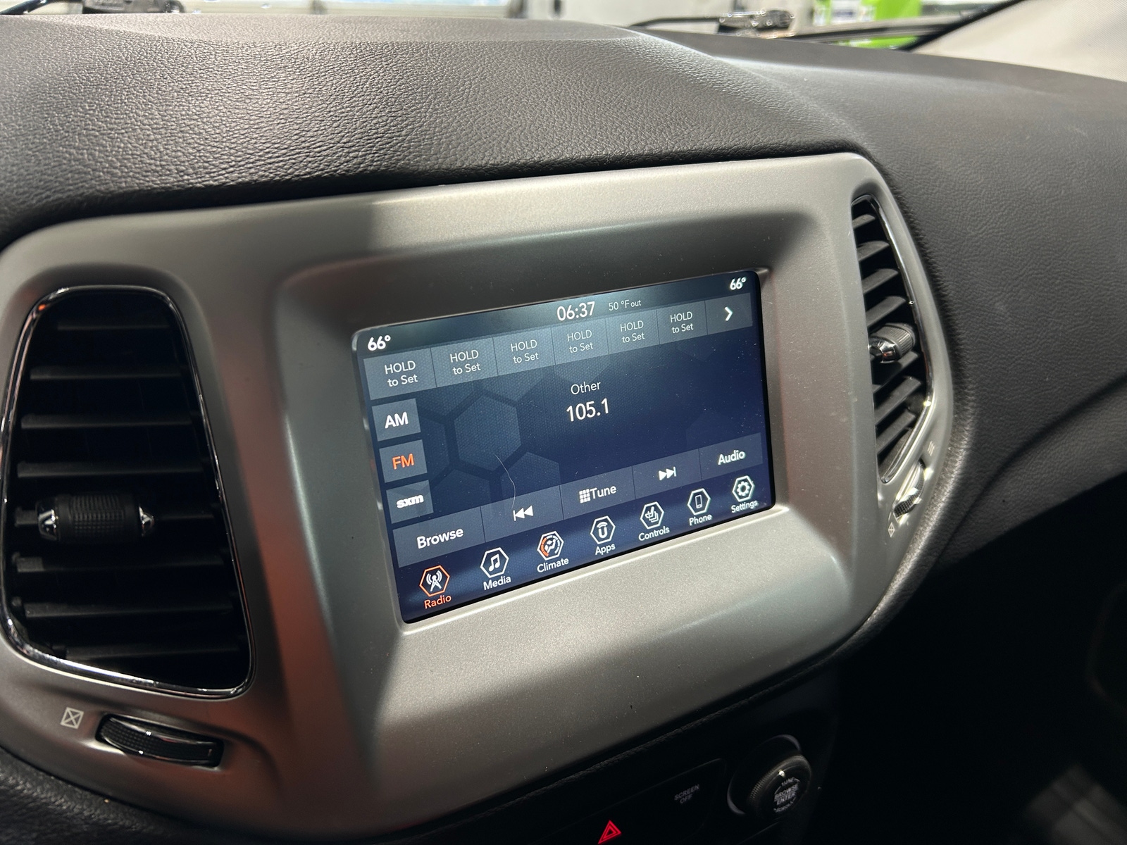 Thumbnail: 2019 Jeep Compass - 4