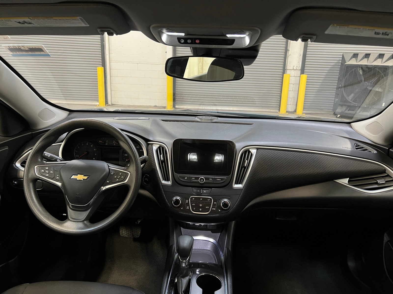 Thumbnail: 2024 Chevrolet Malibu - 3