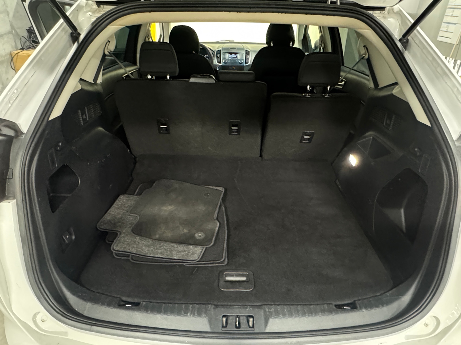 Thumbnail: 2019 Ford Edge - 7