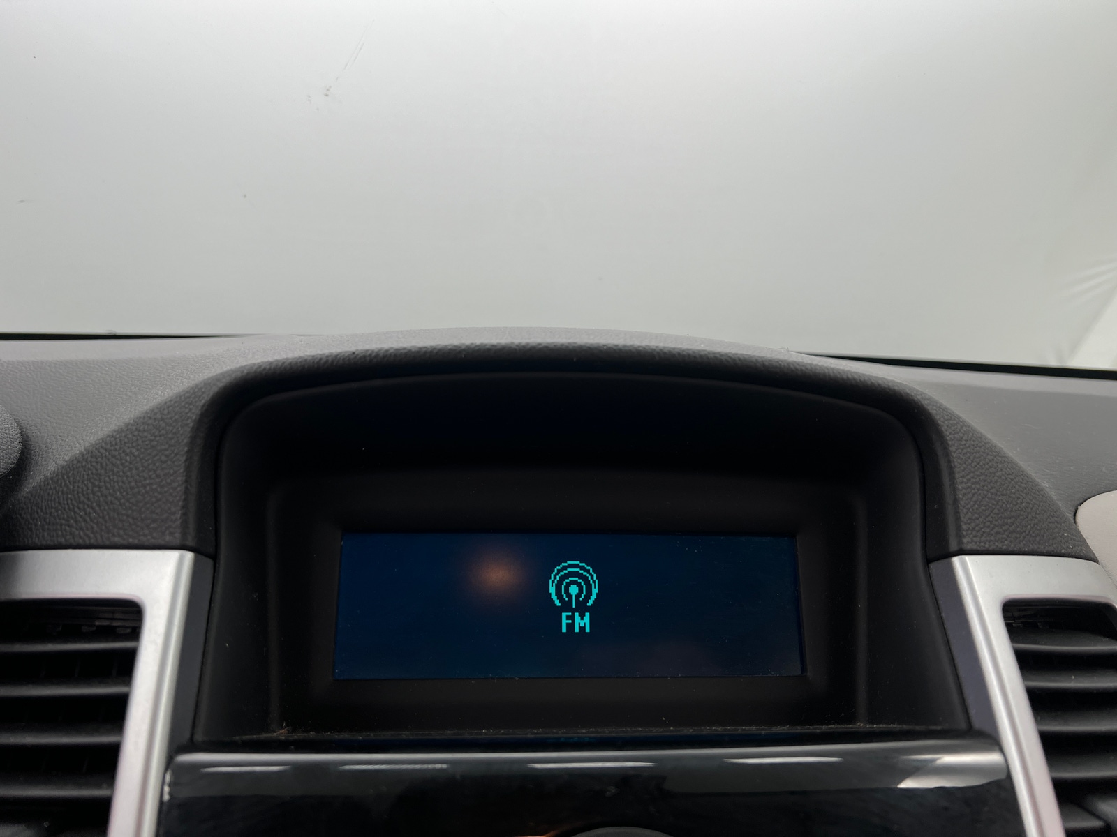 Thumbnail: 2016 Chevrolet Cruze - 4