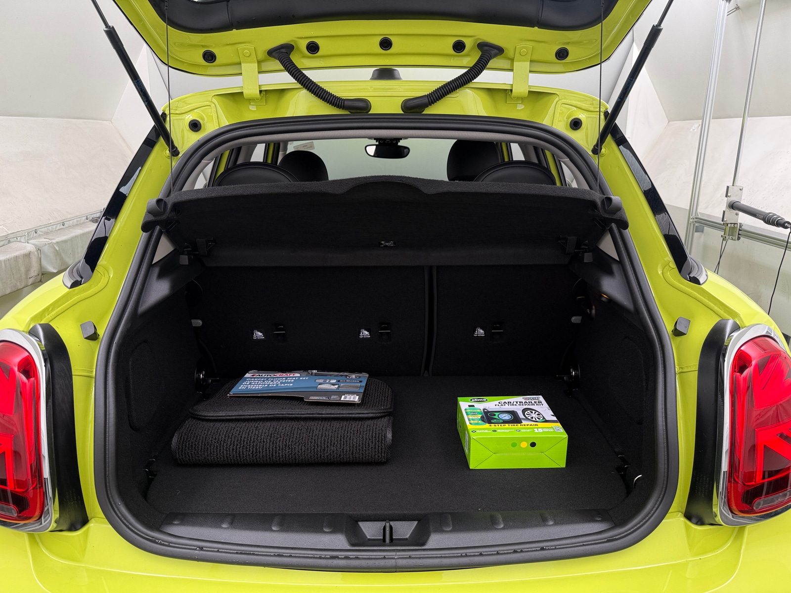 Thumbnail: 2024 MINI Cooper Hardtop - 6