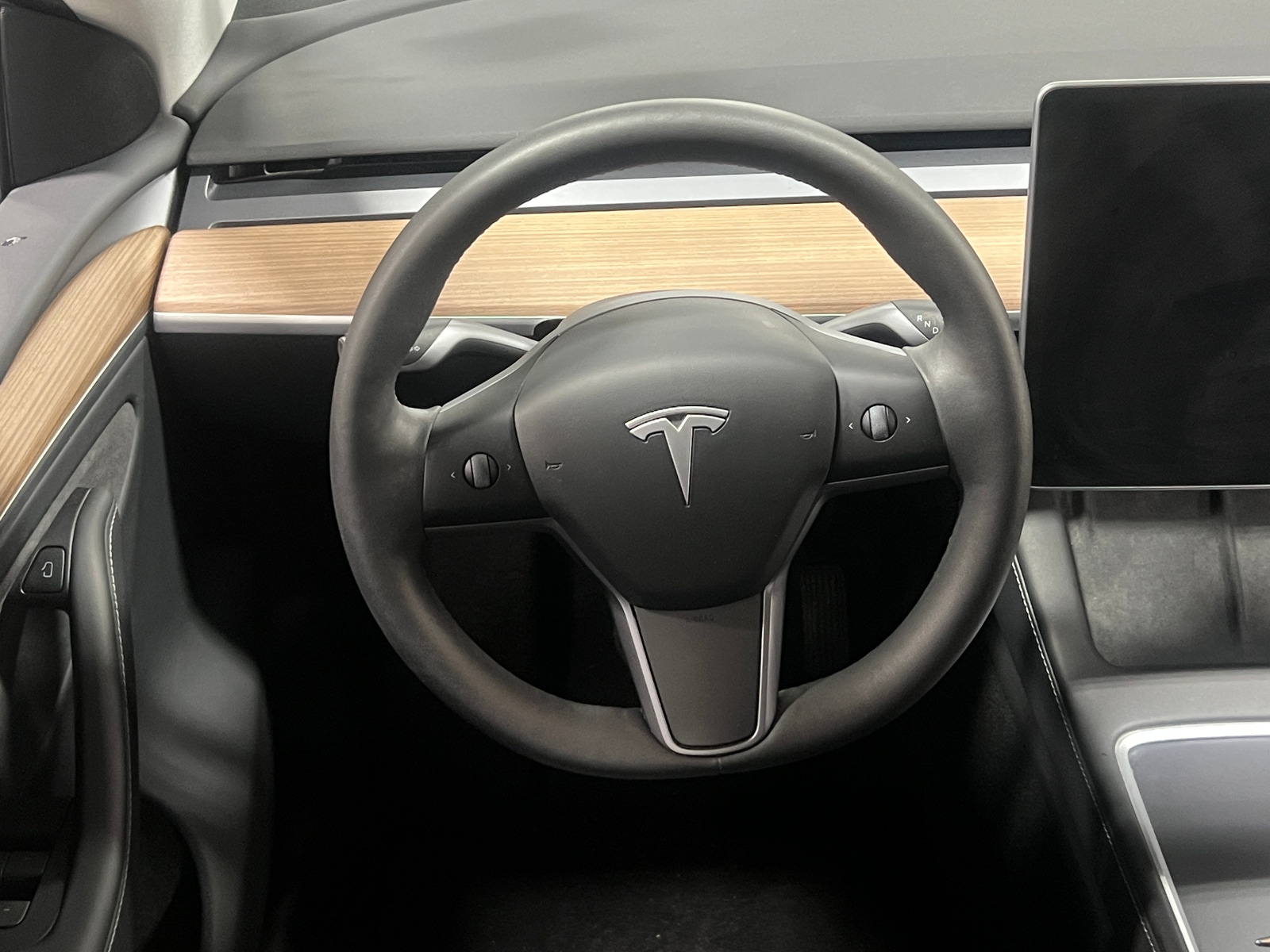 Thumbnail: 2025 Tesla Model Y - 4