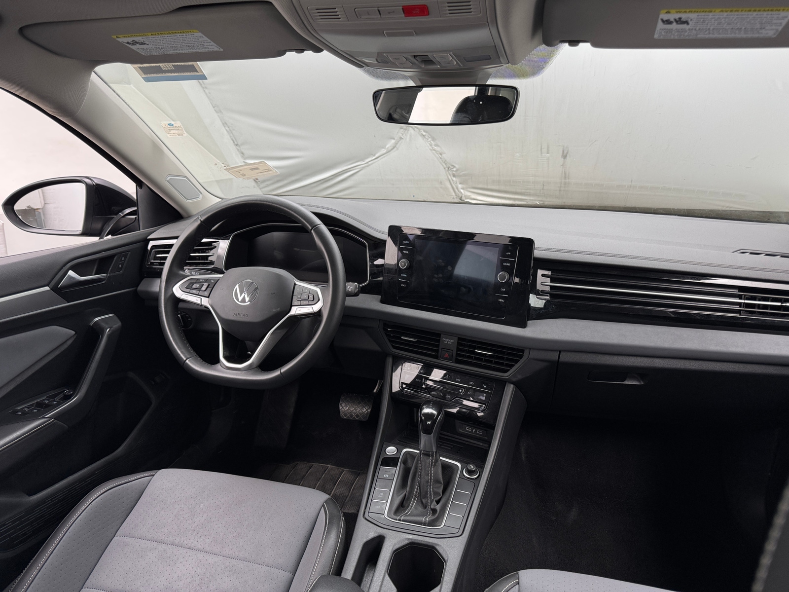 Thumbnail: 2025 Volkswagen Jetta - 2