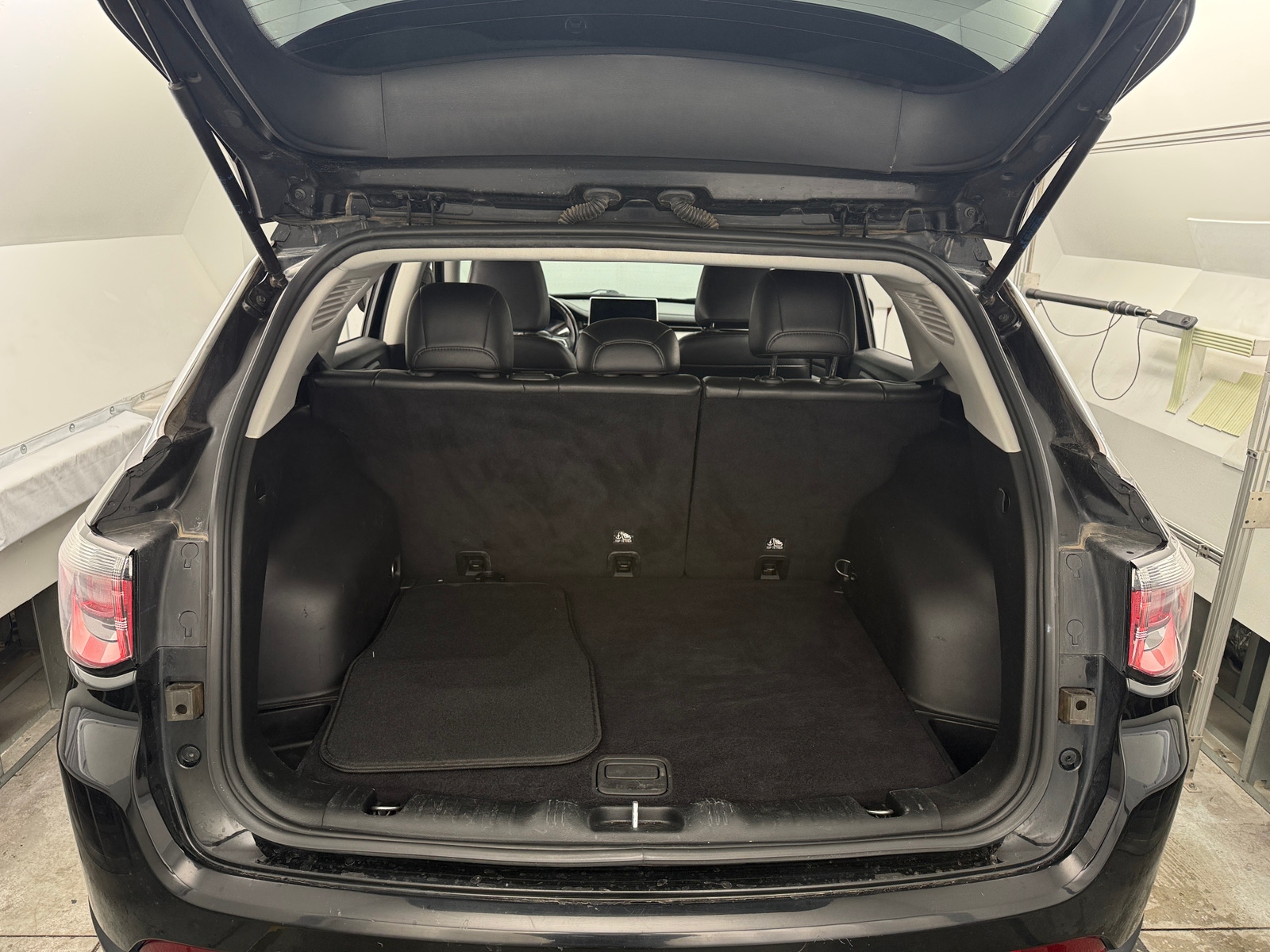 Thumbnail: 2022 Jeep Compass - 6