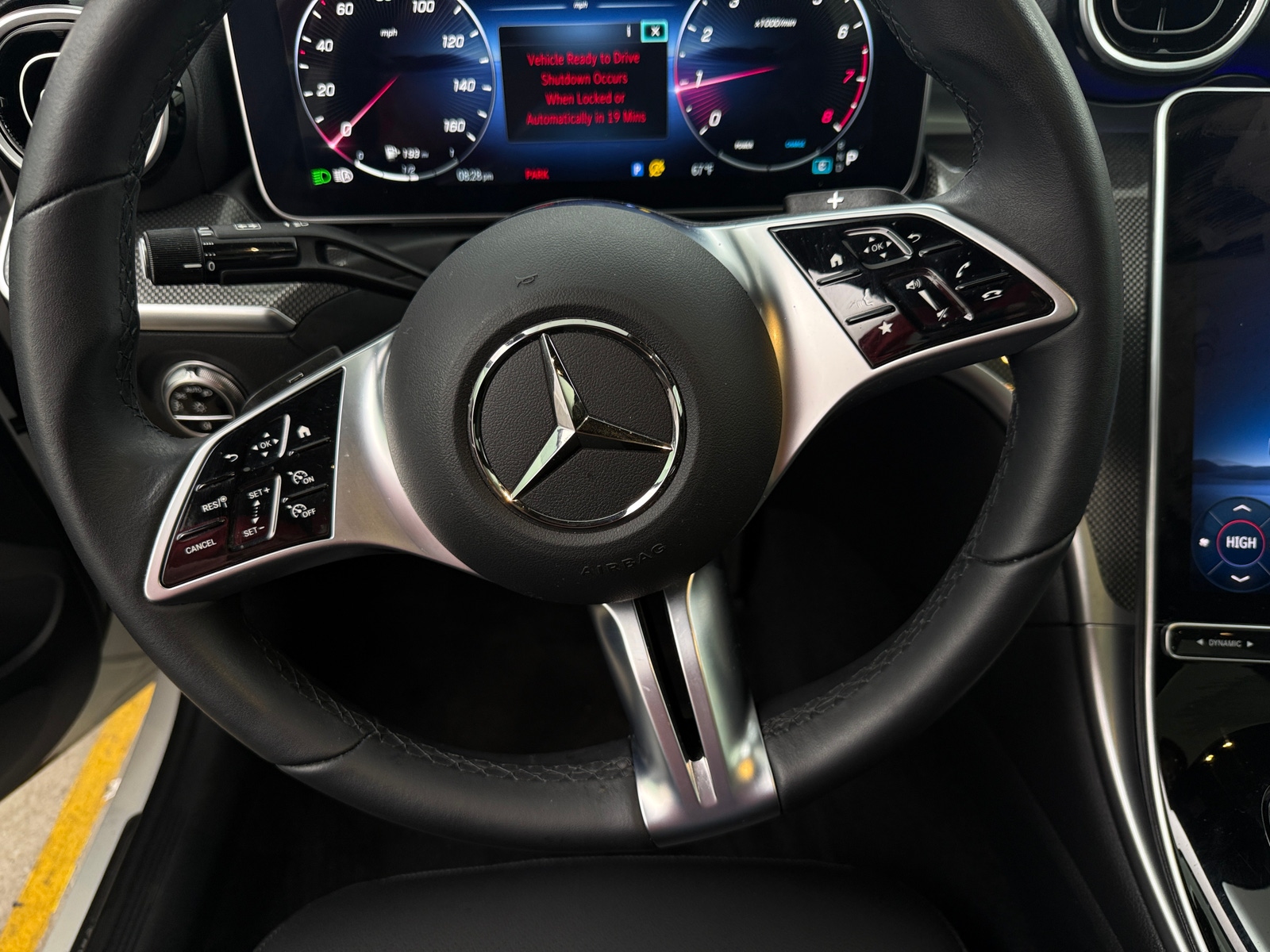 Thumbnail: 2024 Mercedes-Benz C-Class - 4