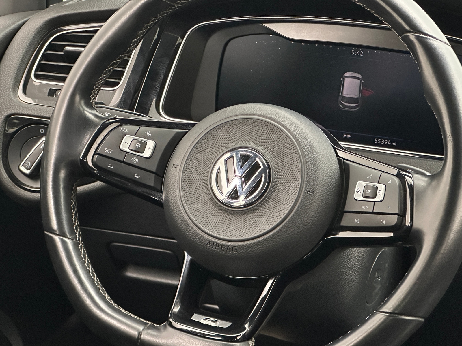 Thumbnail: 2019 Volkswagen Golf - 4