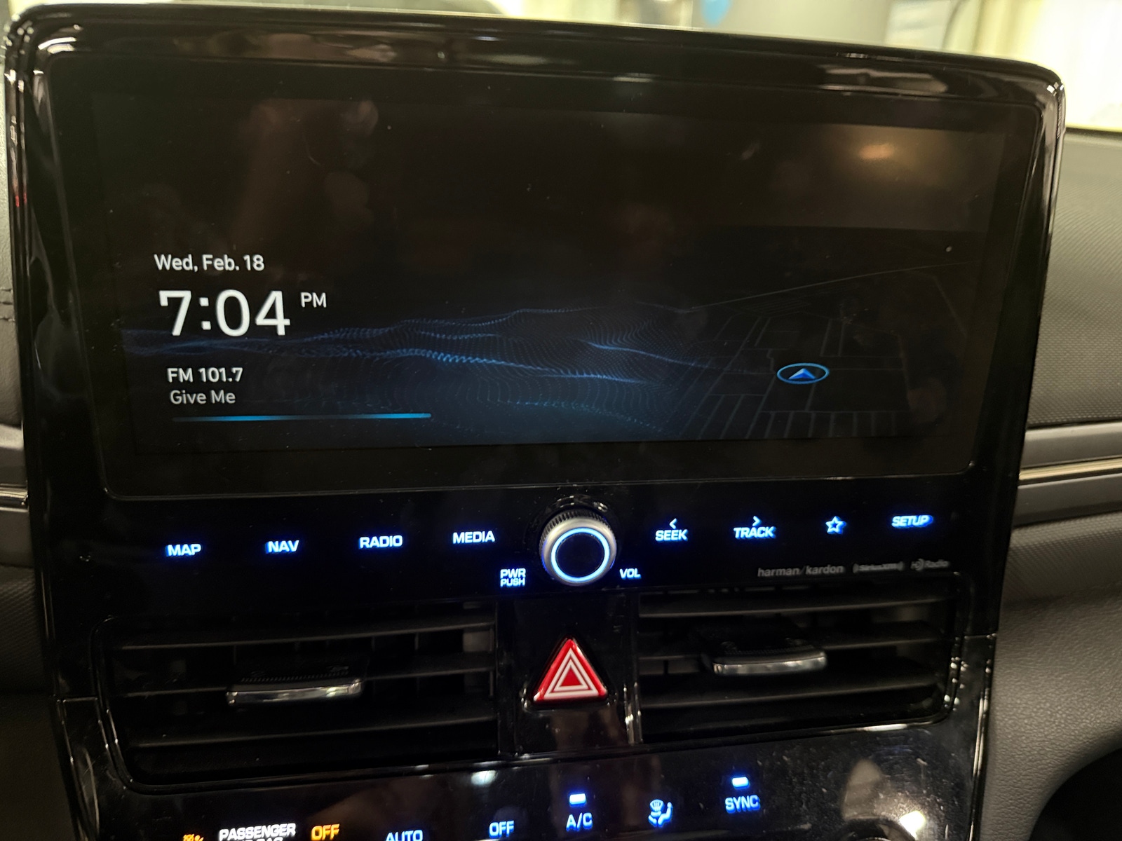 Thumbnail: 2020 Hyundai Ioniq - 3