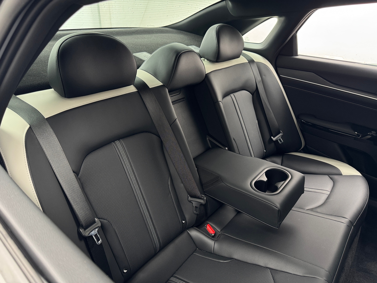 Thumbnail: 2025 Kia K5 - 5