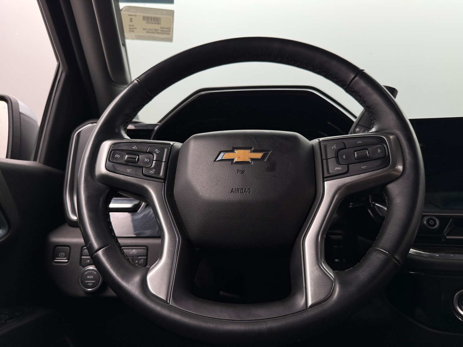 Thumbnail: 2023 Chevrolet Silverado 1500 - 5