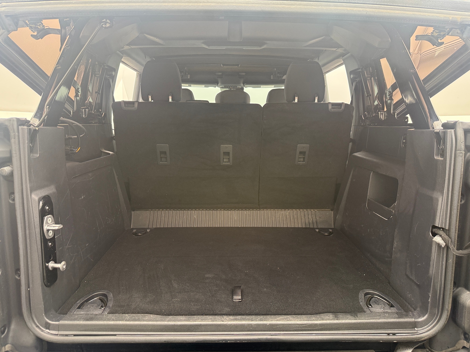 Thumbnail: 2022 Ford Bronco - 7